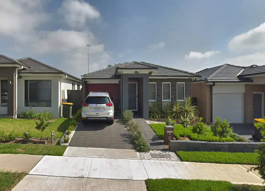 Single-storey home in Jordan Springs before a custom second storey addition